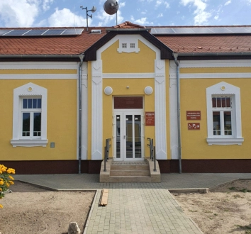 External refurbishment of the Jakabszállás Town Hall