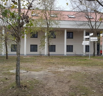 Facade of the guest house, cold store and printing works at Lakitelek Folk High School
