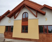 Nyárlőrinc Town Hall